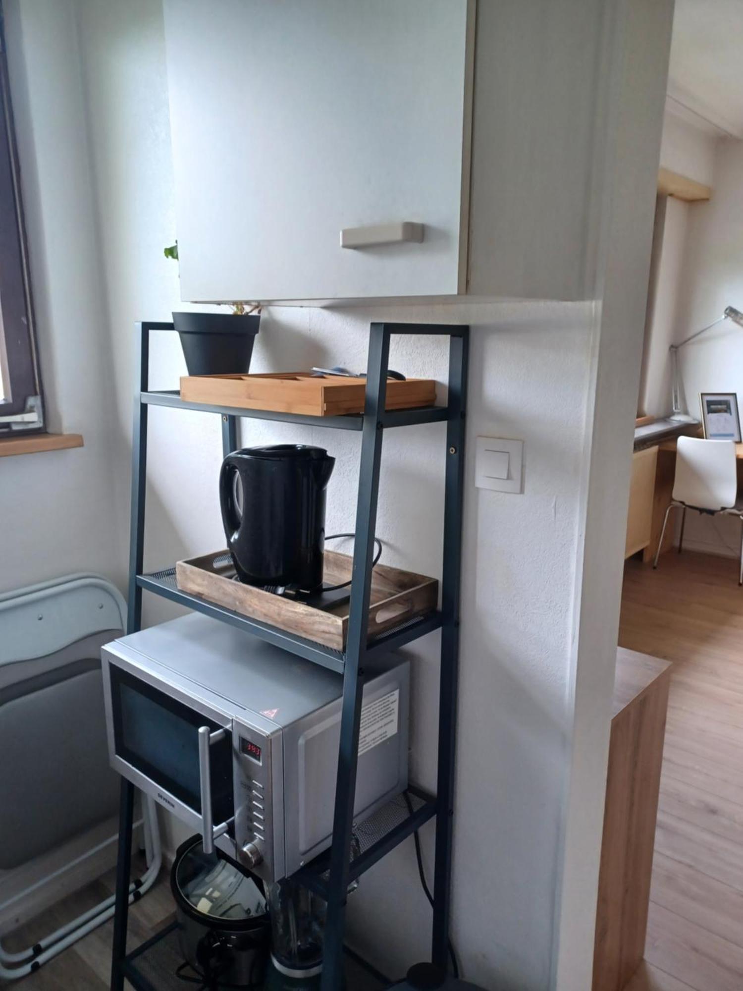 Studio Rdc Calme Avec Parking Ferme Pres Autoroute Et Tram C Mulhouse Eksteriør bilde