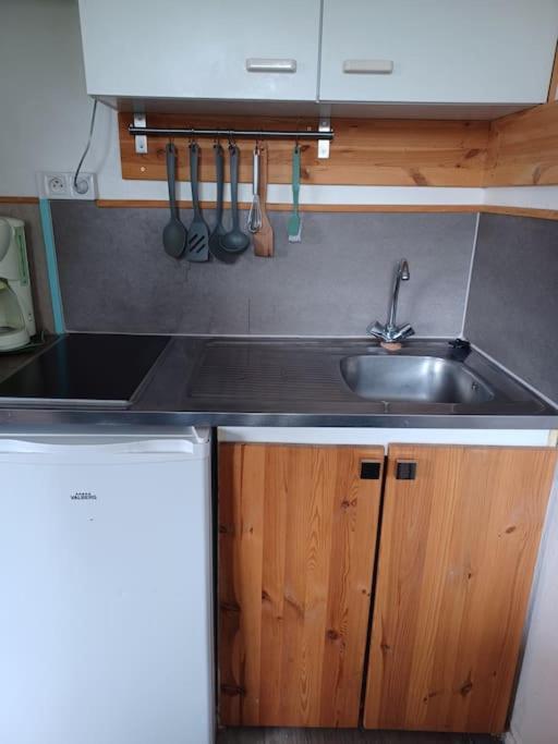 Studio Rdc Calme Avec Parking Ferme Pres Autoroute Et Tram C Mulhouse Eksteriør bilde